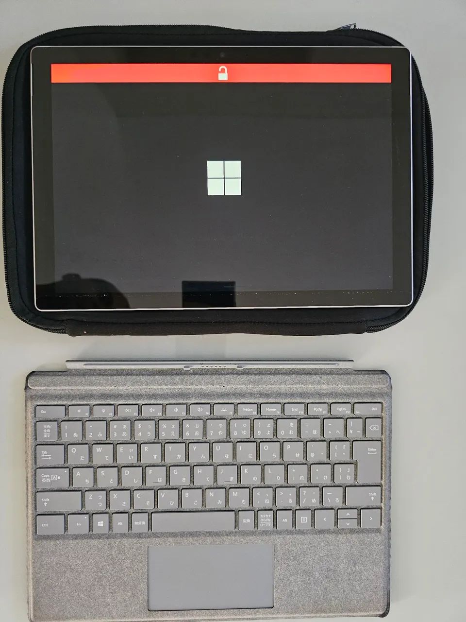 Microsoft Surface Pro 6 i7 (16GB RAM / 512GB SSD) + Capa Teclado