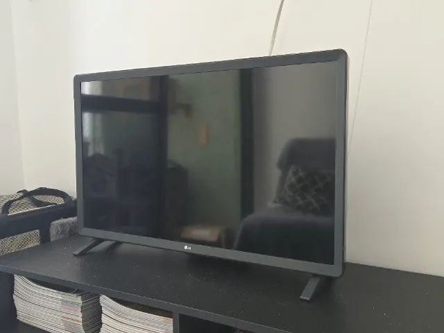Smart TV LG 32 Polegadas 32LM625BPSB Wi-Fi Bivolt Preto