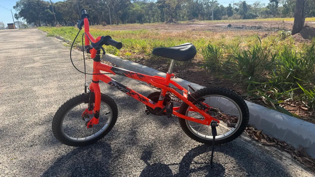 Bicicleta infantil DNZ  - Foto 4