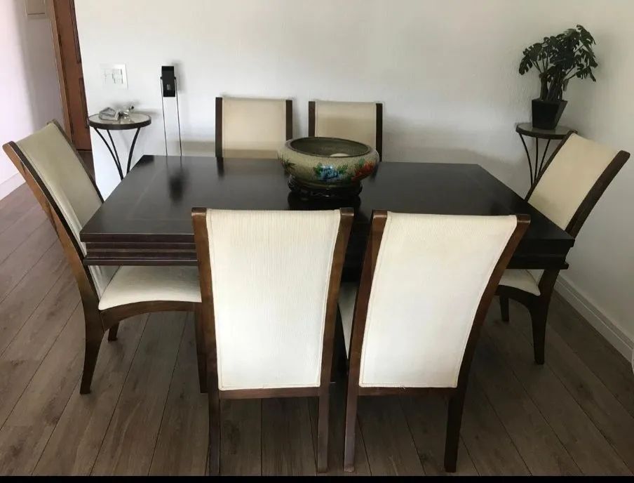 Mesa de jantar de mogno com 6 cadeiras  - Foto 3