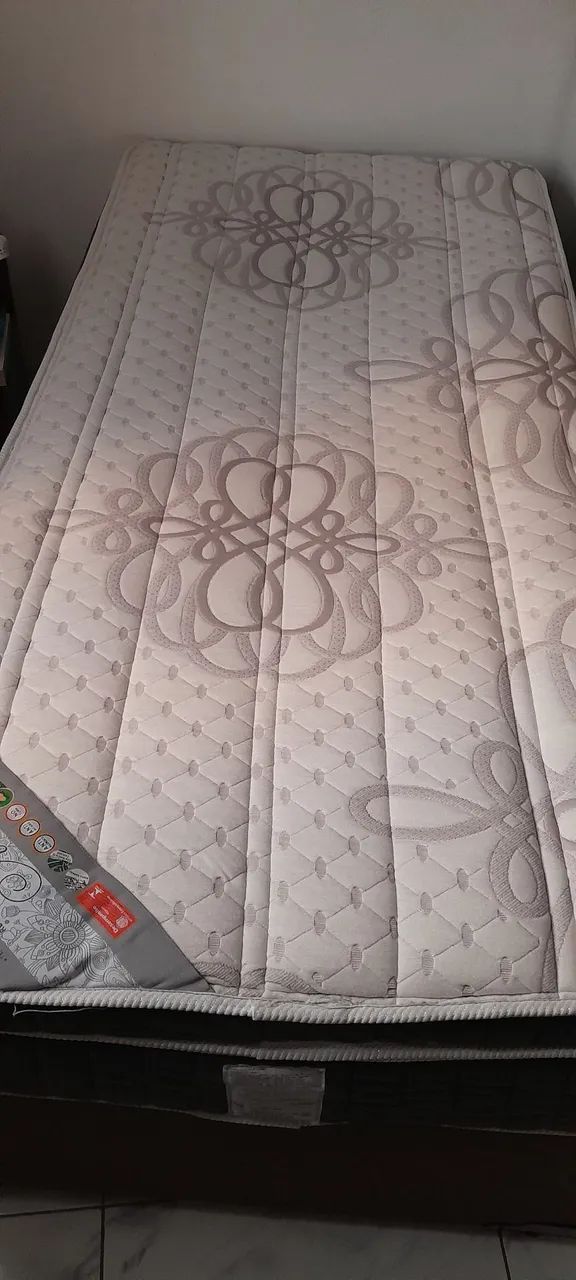 Colchão de solteiro e cama auxiliar. - Foto 2
