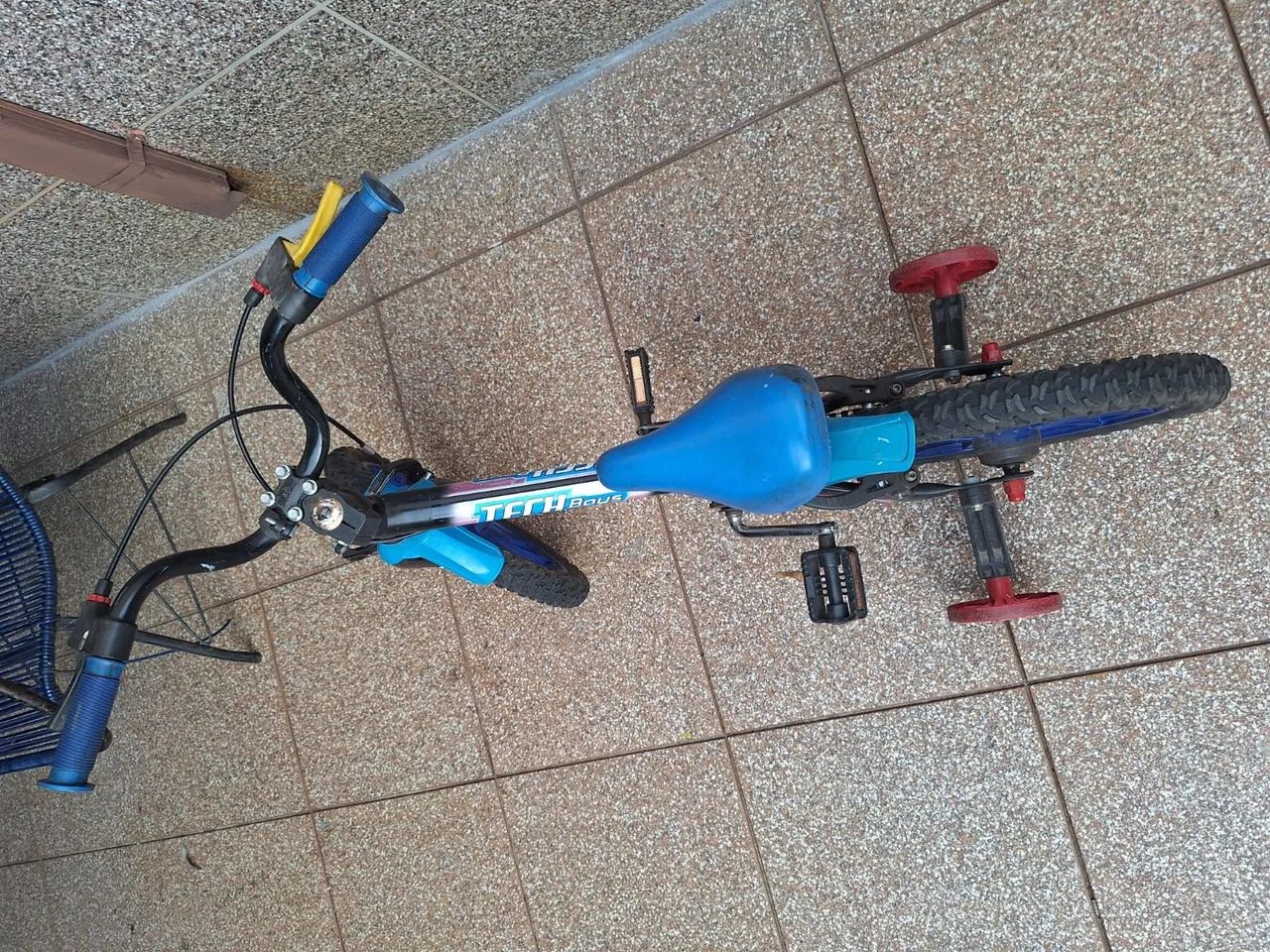 Bicicleta infantil aro 16 - Foto 3
