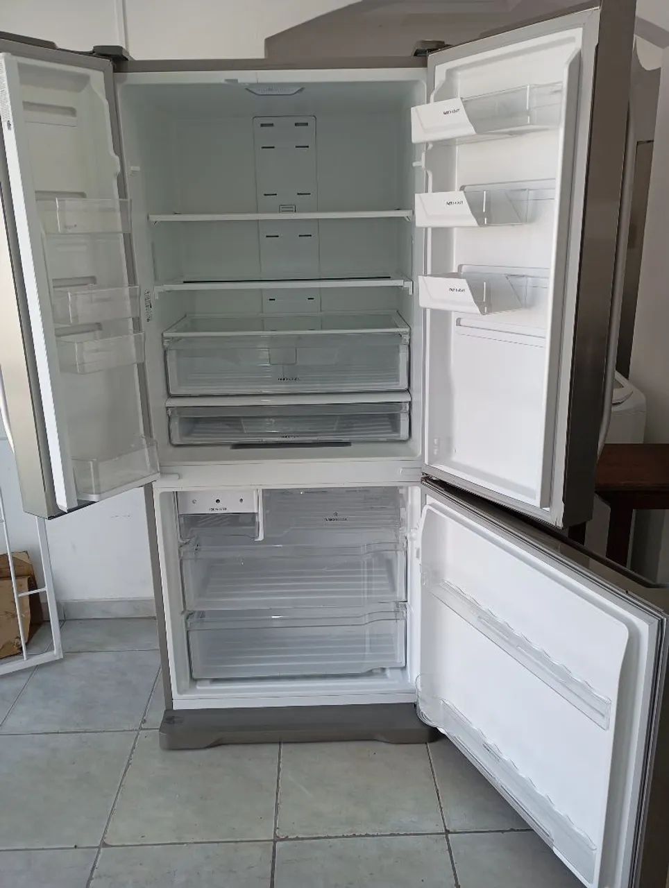 Geladeira Eletrolux - DM84X, 3 portas - Foto 3
