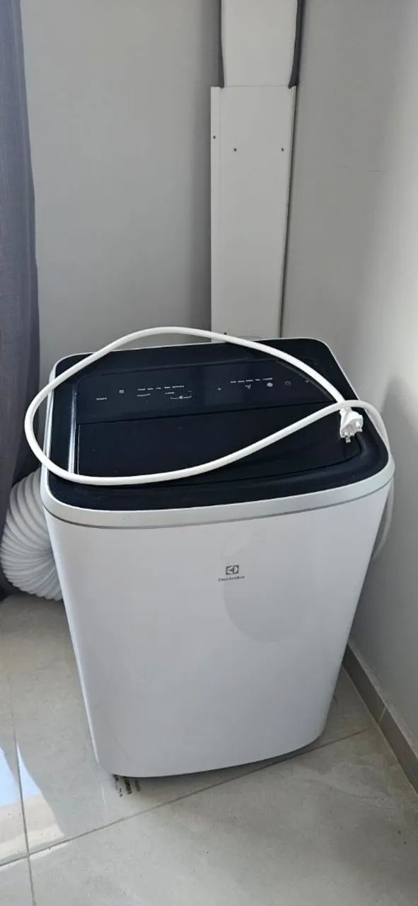 Ar-Condicionado Portátil Eletrolux 