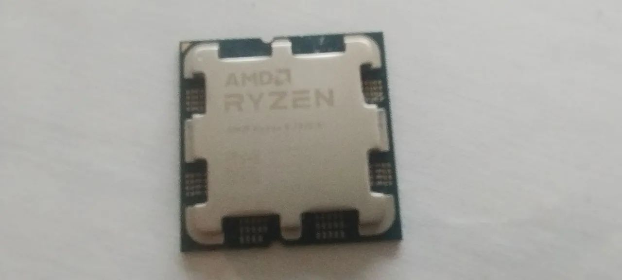 Processador Ryzen 9 7900X 