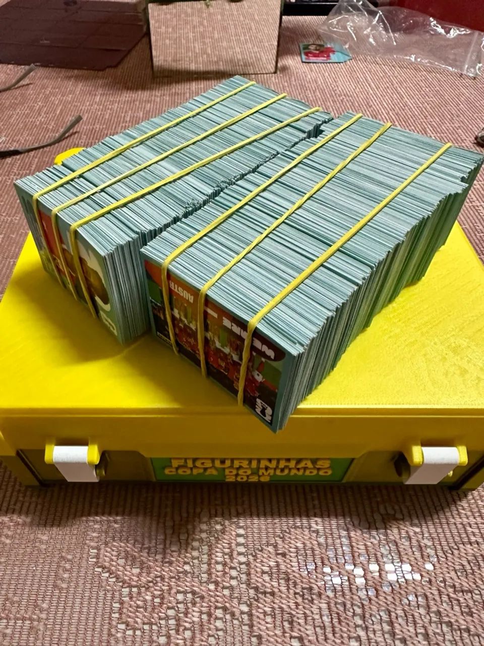 Lote 1.000 figurinhas da copa 2026 + Brinde  - Foto 2