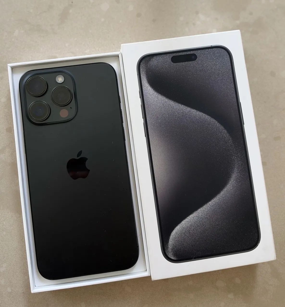 iPhone 15 PROMAX 256gb Preto