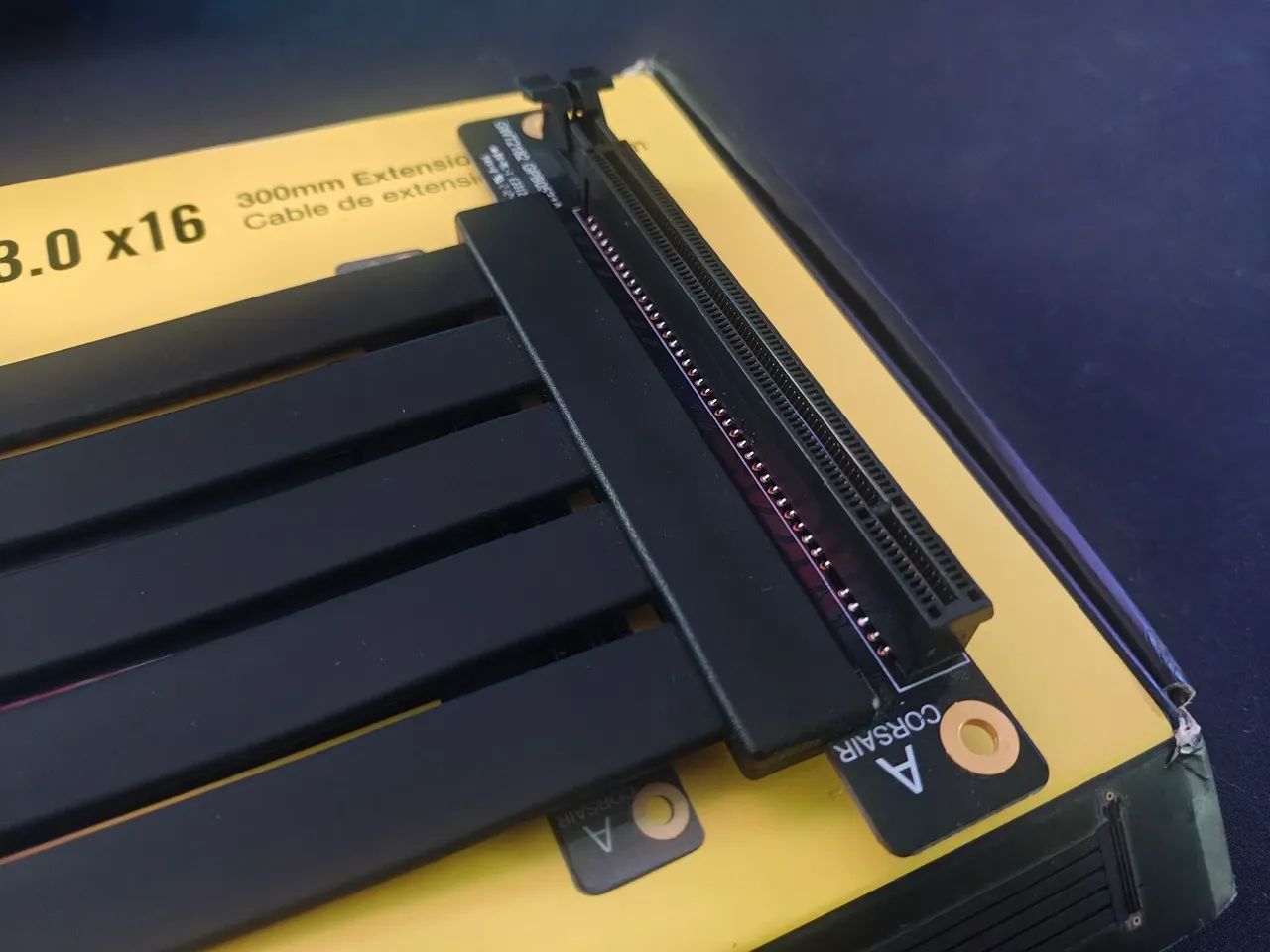 Cabo extensor para placa de vídeo Corsair 20cm 90° - Foto 3