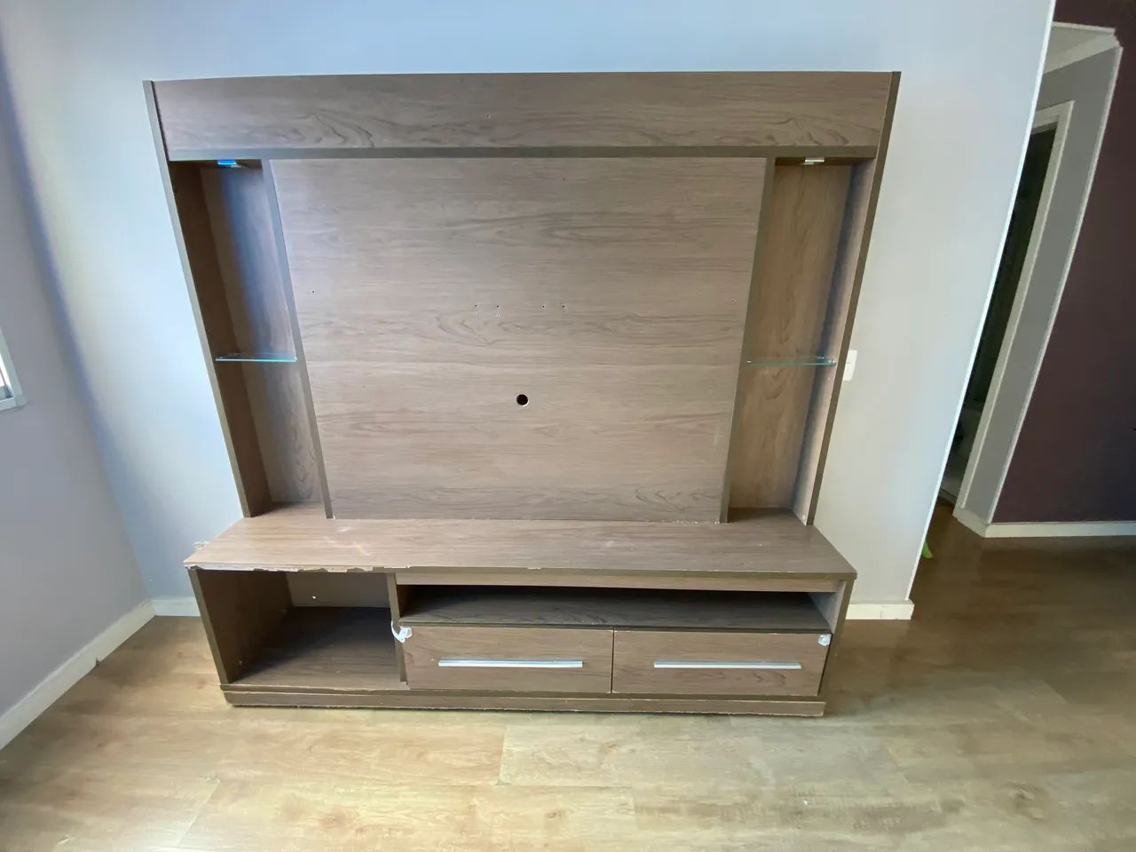 Painel para TV com Rack - MDF Amadeirado  - Foto 4