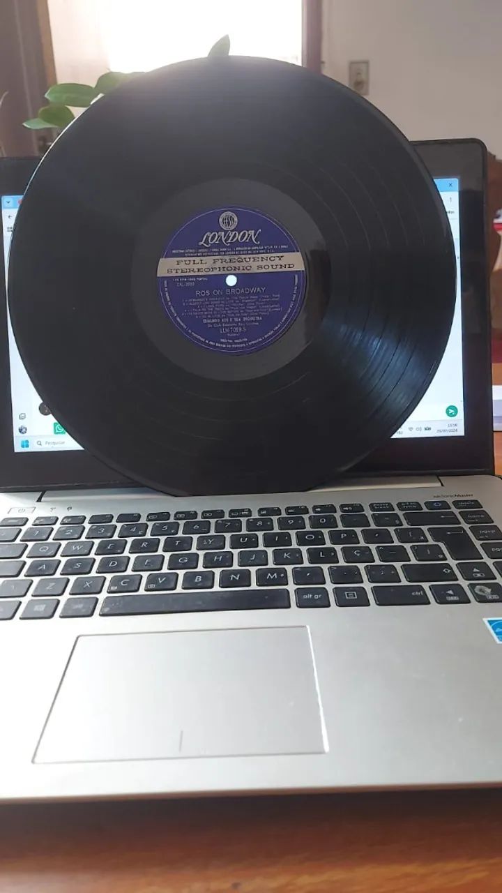 LP Ros On Broadway - Edmundo Ros - Foto 5