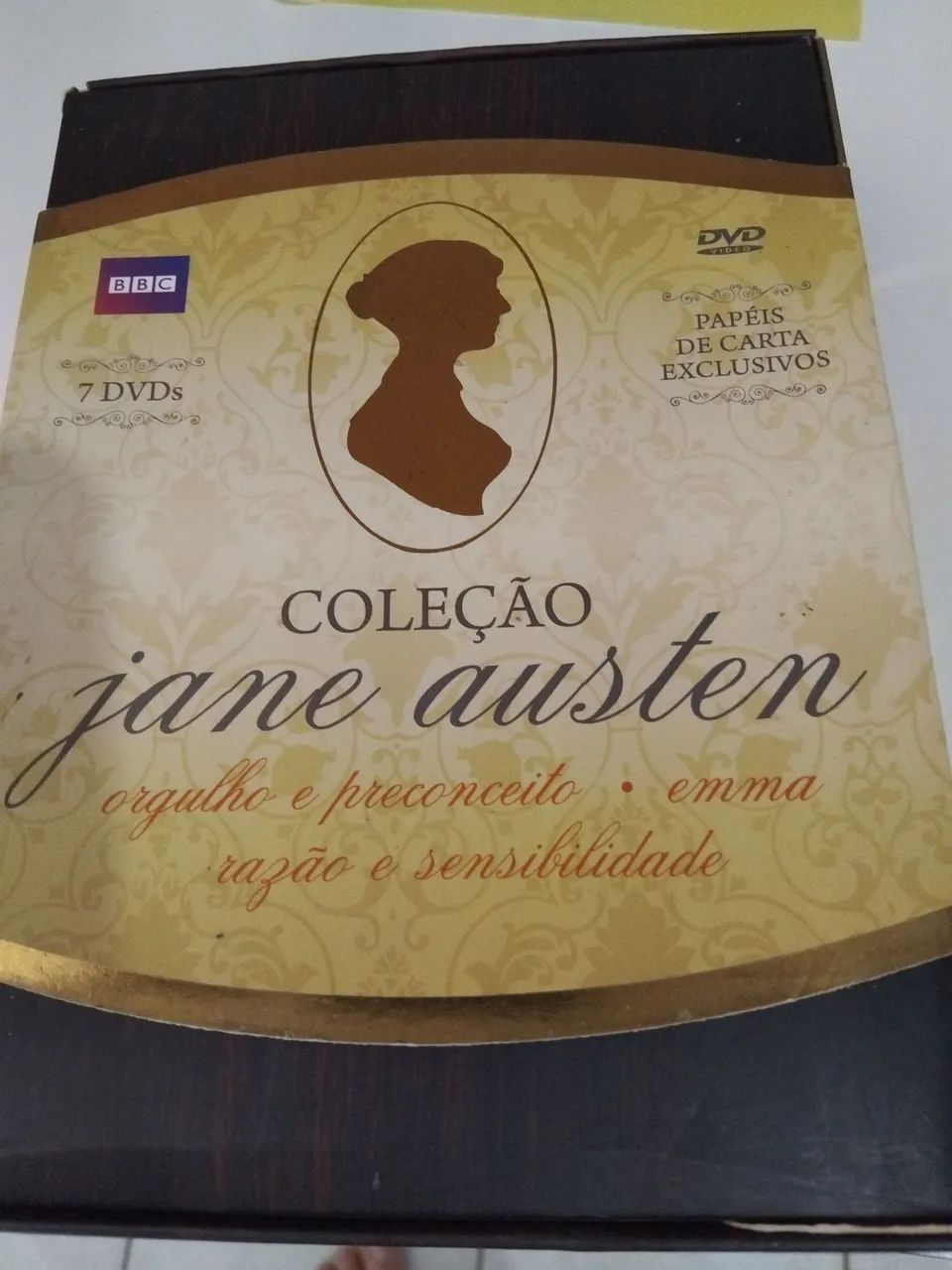 Vendo coleção jane austen com 6 DVDs incompleto 