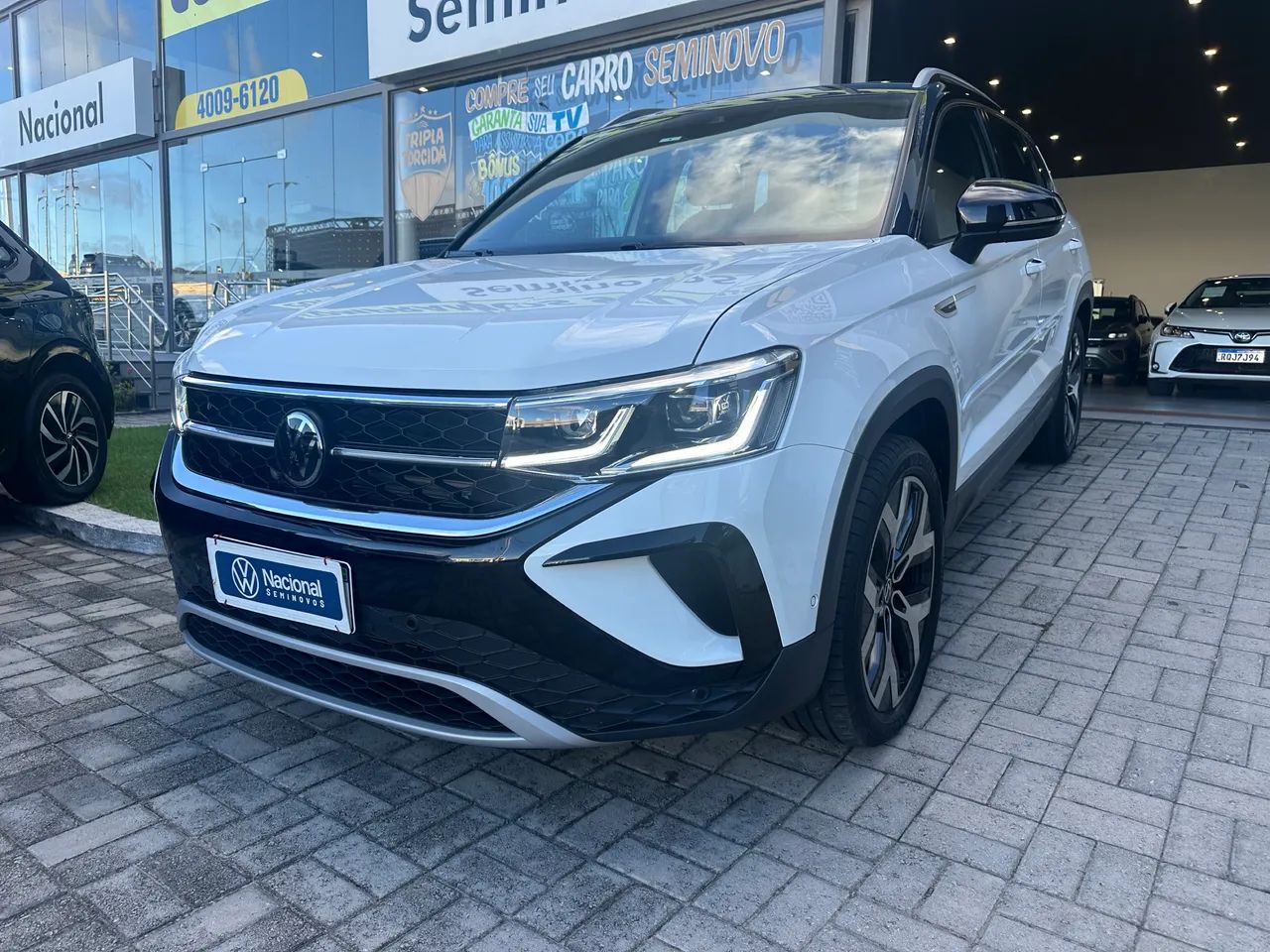Volkswagen Taos 2025