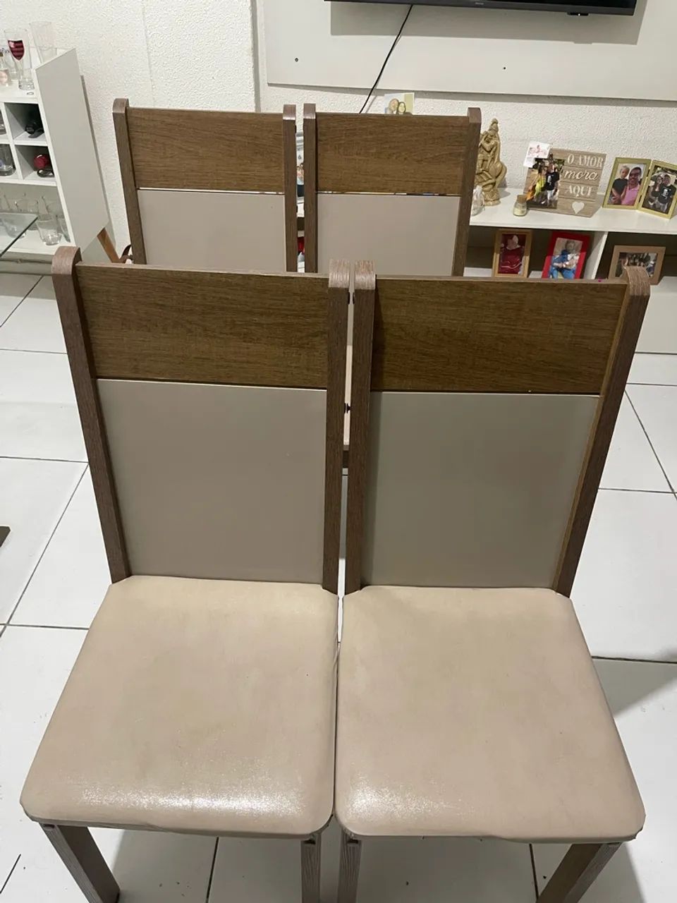 Mesa de Jantar com 4 Cadeiras - Foto 3