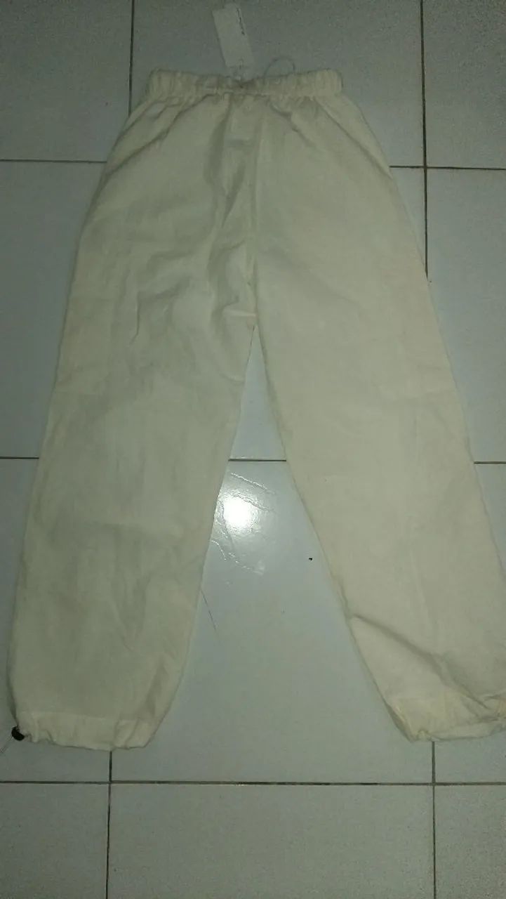 Calça branca - Foto 2