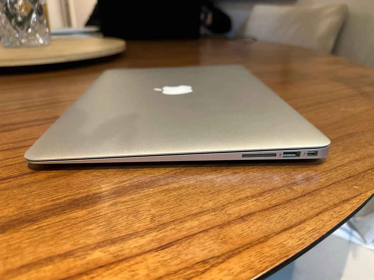 MacBook Air 13pol i5 8GB SSD 1TB - Foto 4