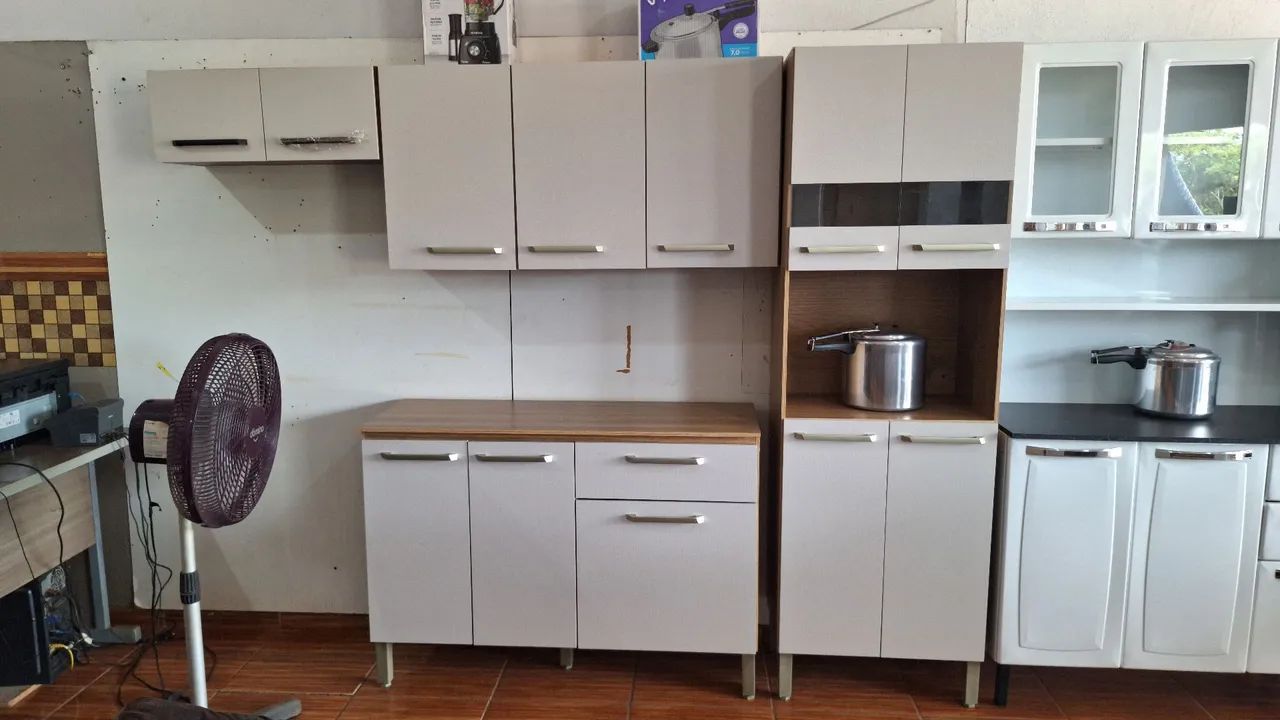 Armário de cozinha de parede