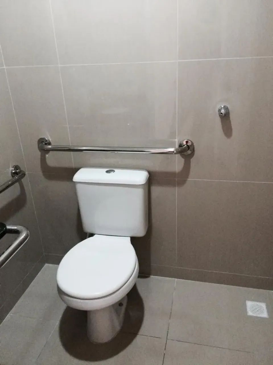 Excelente Predio Comercial na Candelaria - Esquina - Foto 3