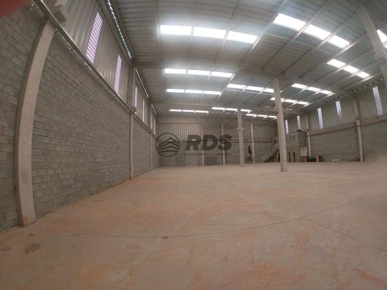 GALPÃO INDUSTRIAL COM RENDA - Foto 2