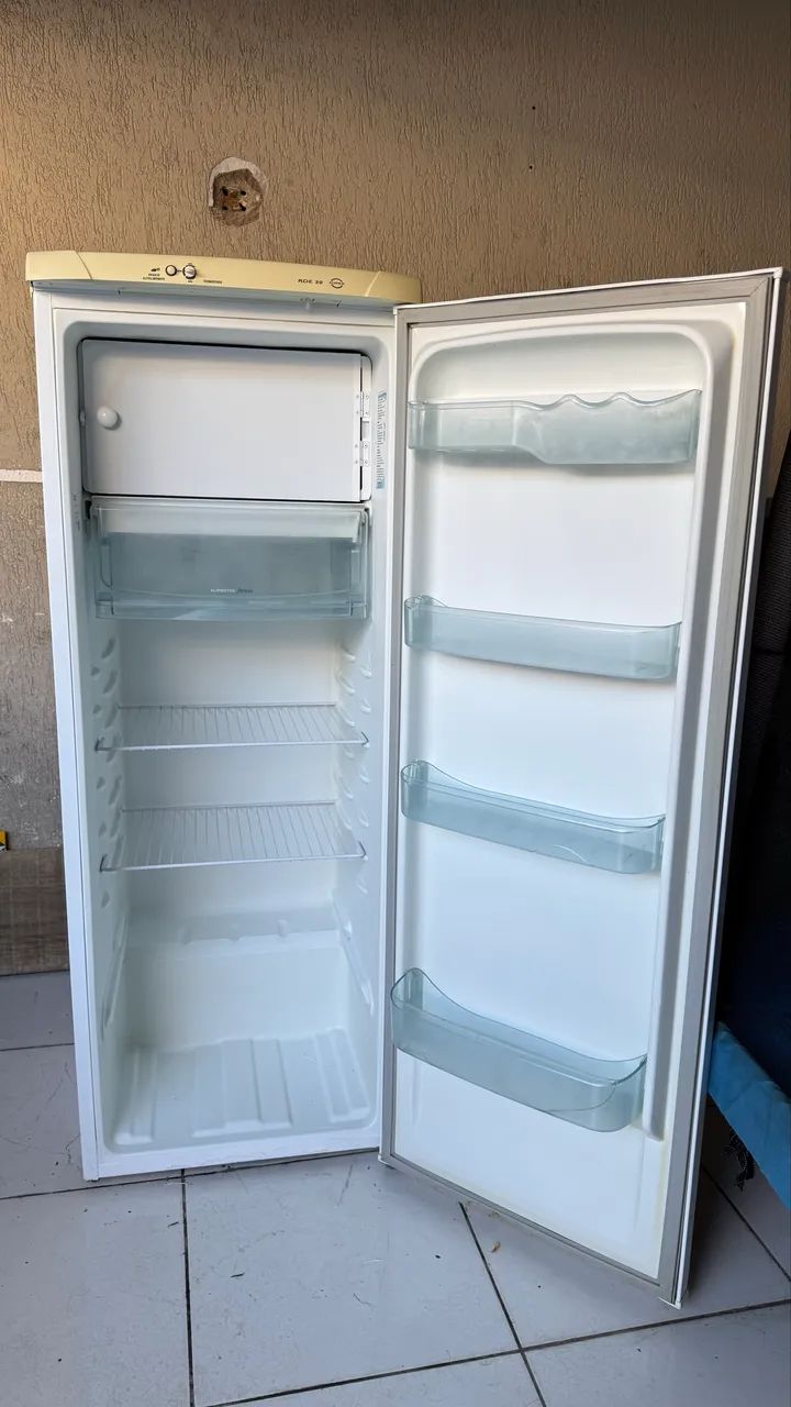 Geladeira Electrolux  - Foto 2