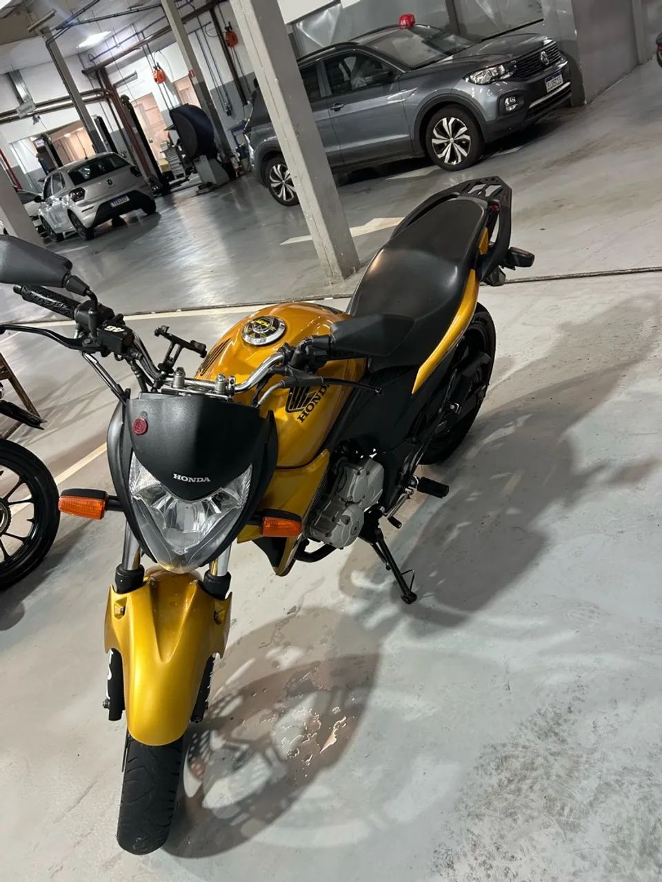 CB 300R - Foto 3