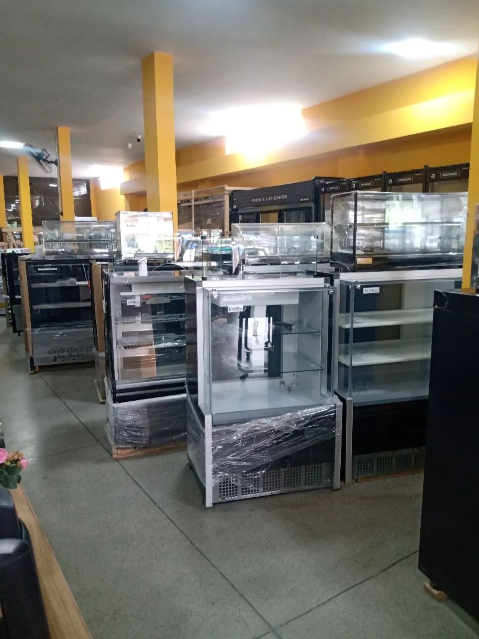 Mercadinho completo gôndola, balcão,ilha, verdureiro  - Foto 4