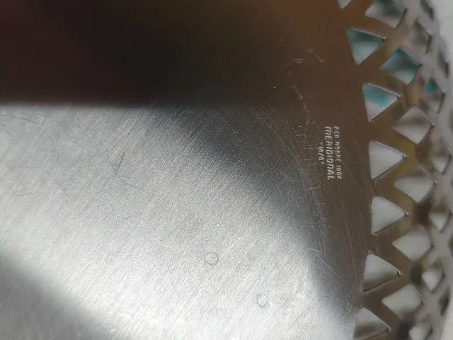Fruteira / centro de mesa em inox vazado Meridional - Foto 3