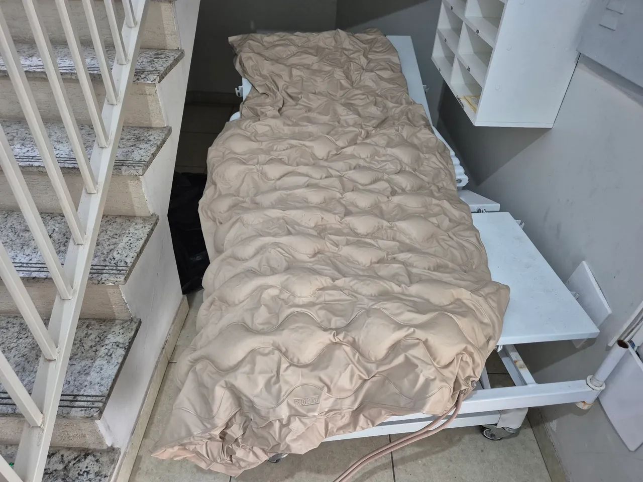 Cama para acamado elétrica  - Foto 5
