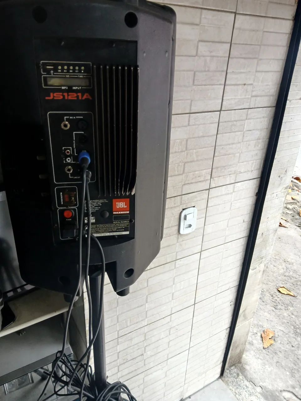 Caixa ativa JBL JS121A  - Foto 5