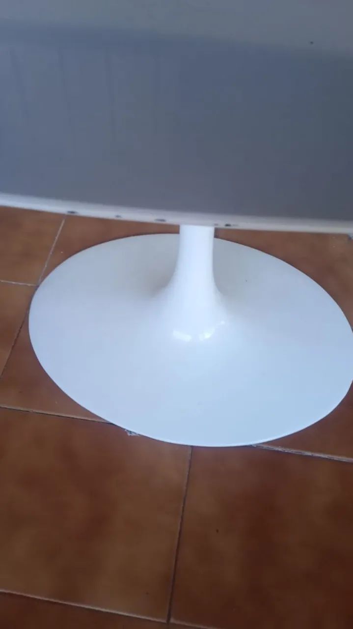 Mesa Saarinen Oval - Branco Prime - Foto 3