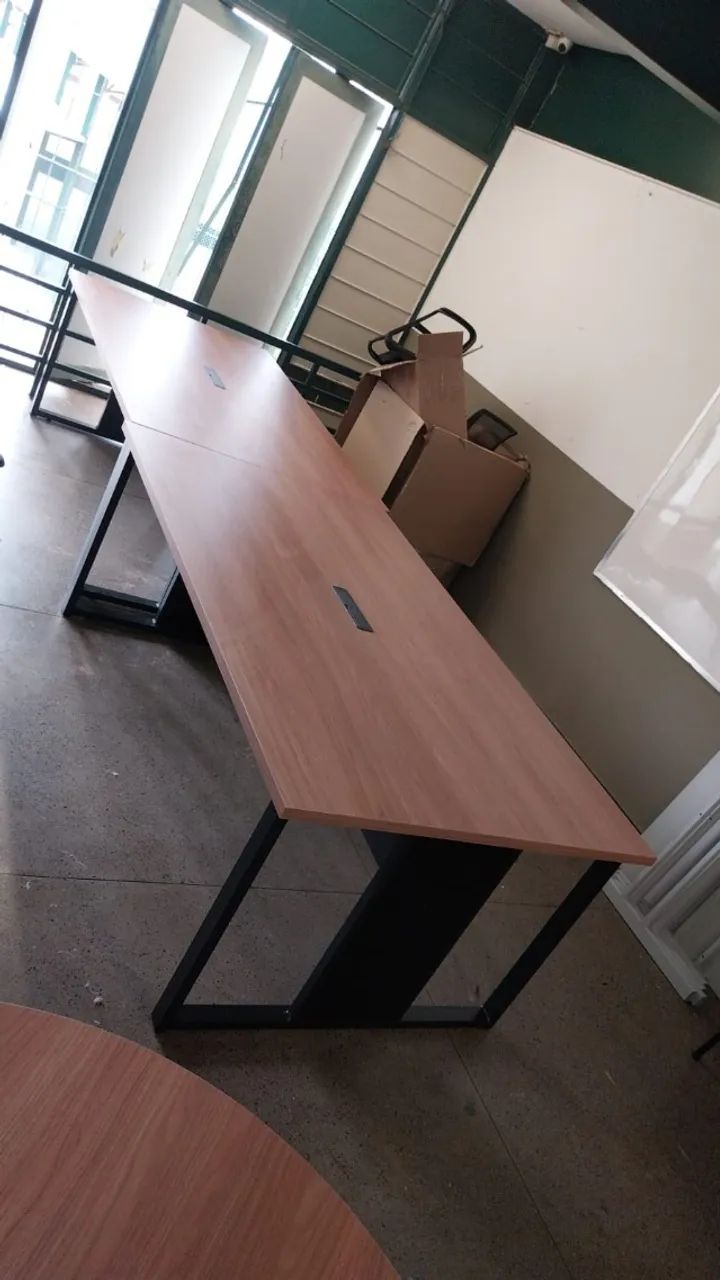 Mesa de reunião - Foto 2