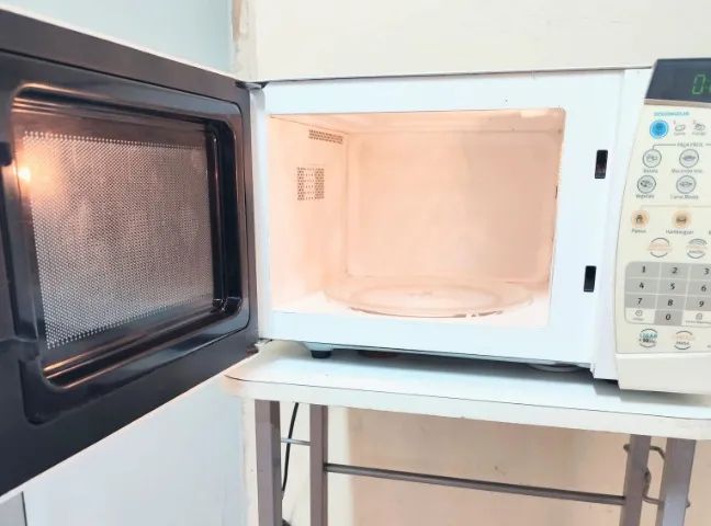 Micro ondas Electrolux 20 litros 127 v - Foto 5