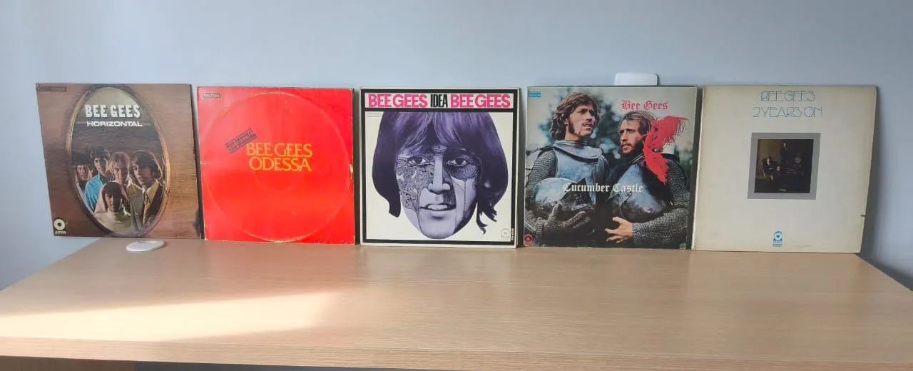 Coleção Vinil The Bee Gees + Brindes