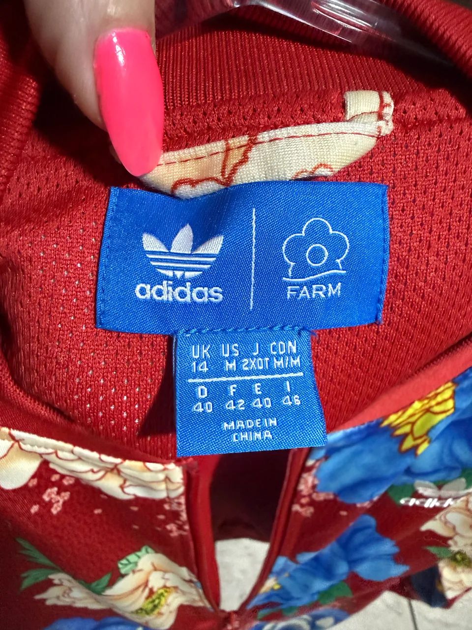 Vendo jaqueta bomber adidas/farm