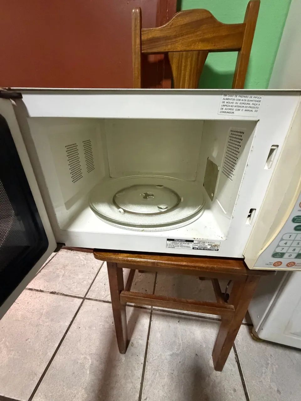 Microondas 30  litros  - Foto 4