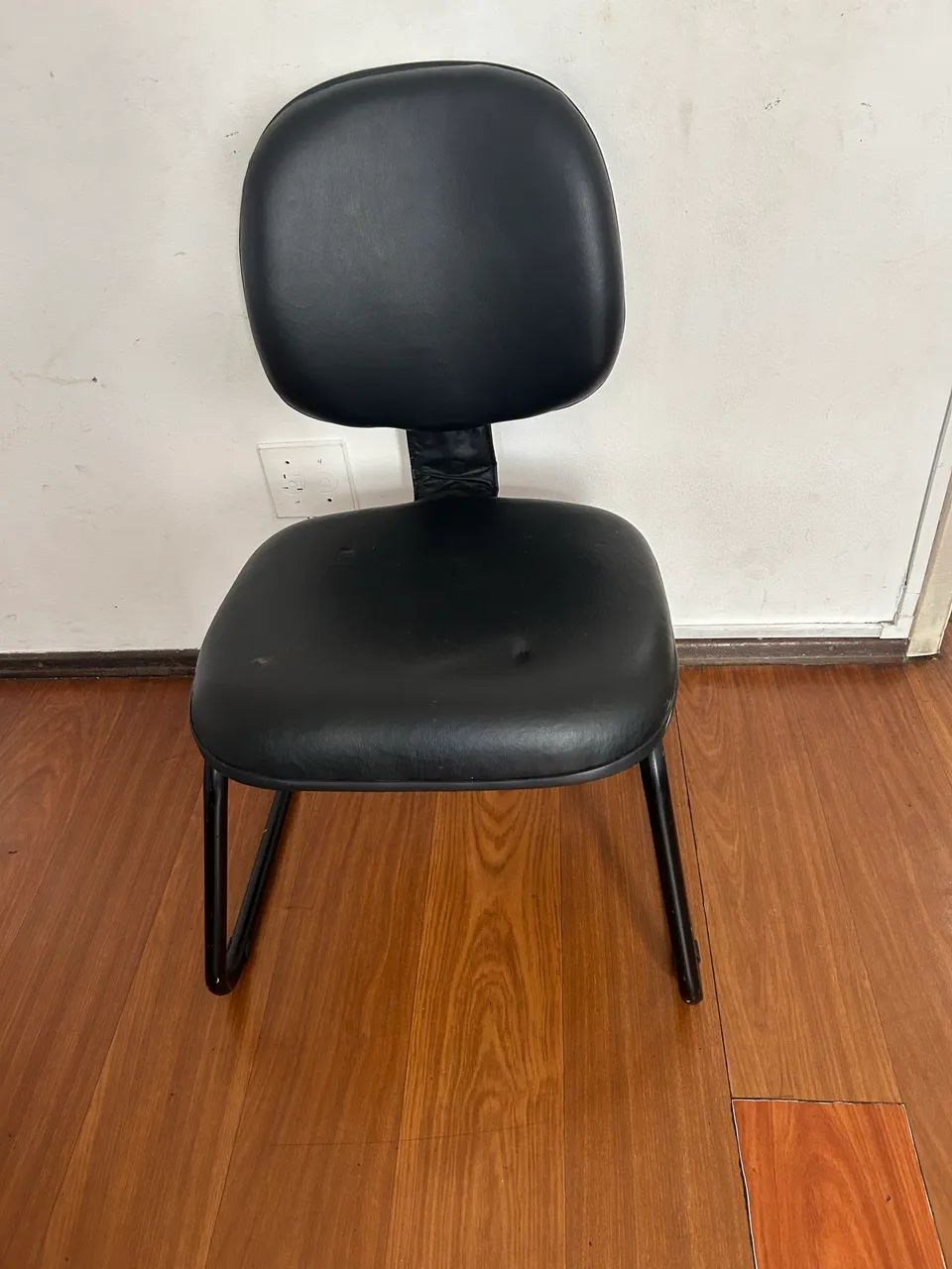 Vendo cadeira de escritório 