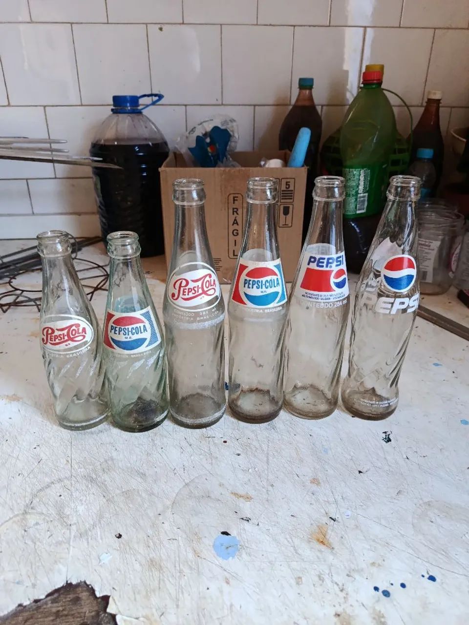 Kit com 6 garrafas antigas colecionáveis da Pepsi 