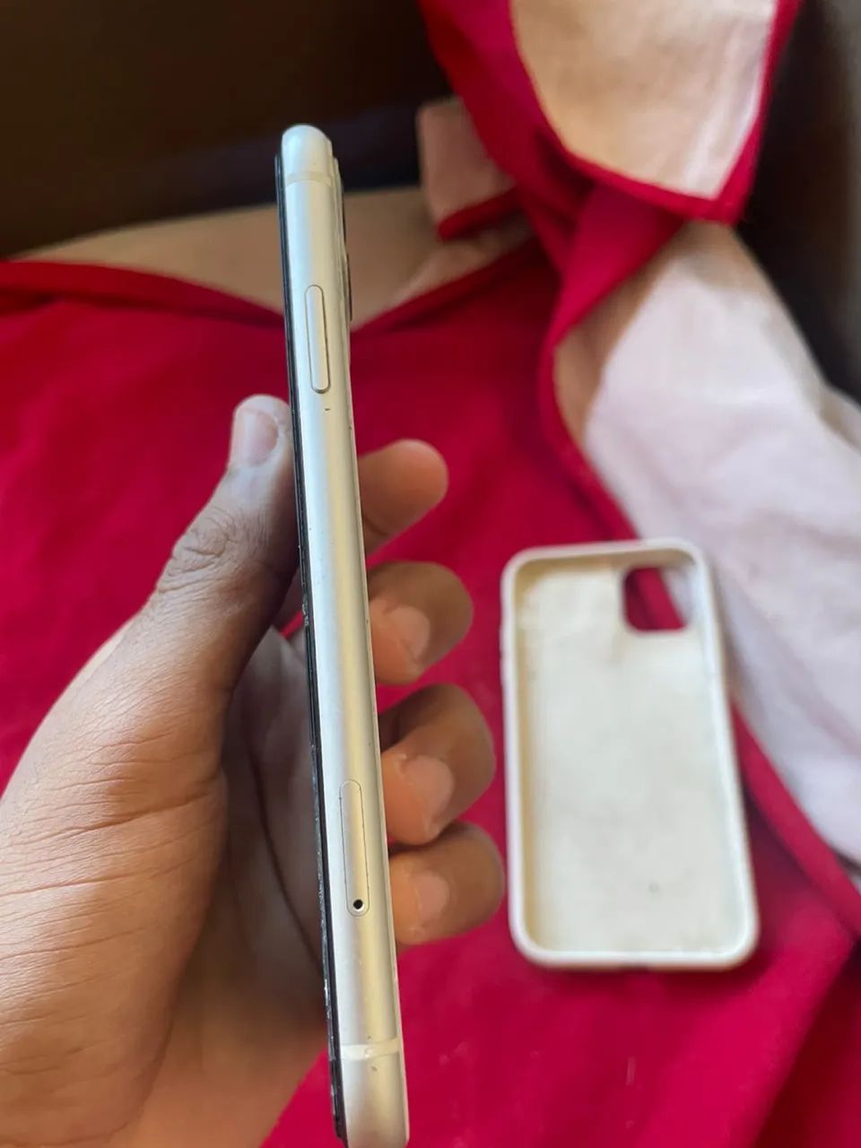 iPhone 11 semi novo  - Foto 2