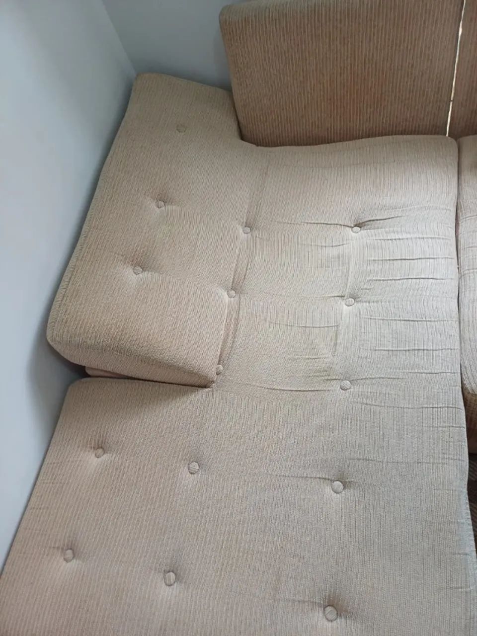 Sofa de Sala espaçoso  - Foto 4