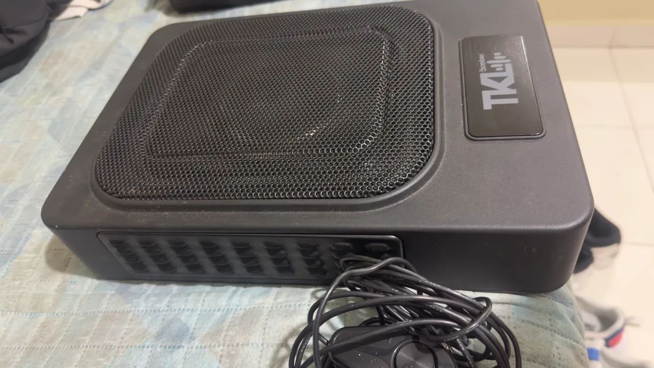 Caixa slim amplificada tkl 250w rms bomber