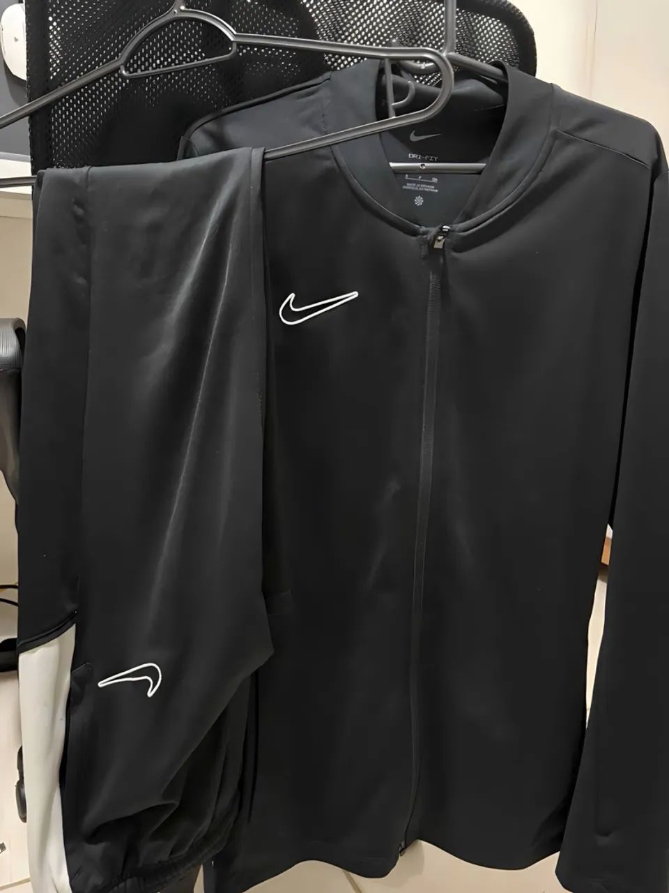 CONJA NIKE DRY FIT 2025