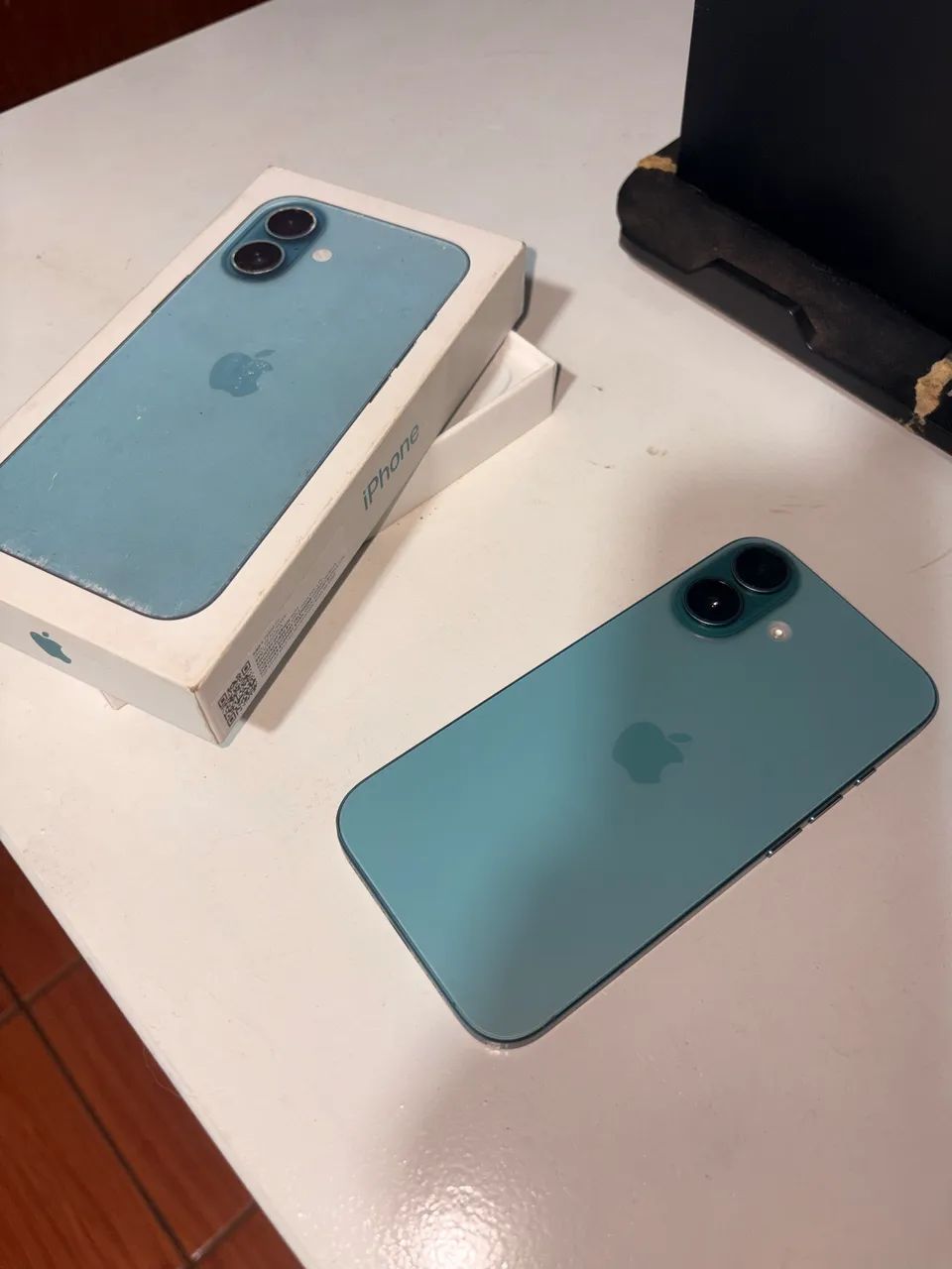 iPhone 16