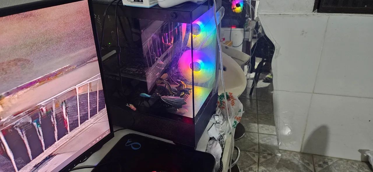 Pc gamer  p sair logo,ótimo p jogar  - Foto 4