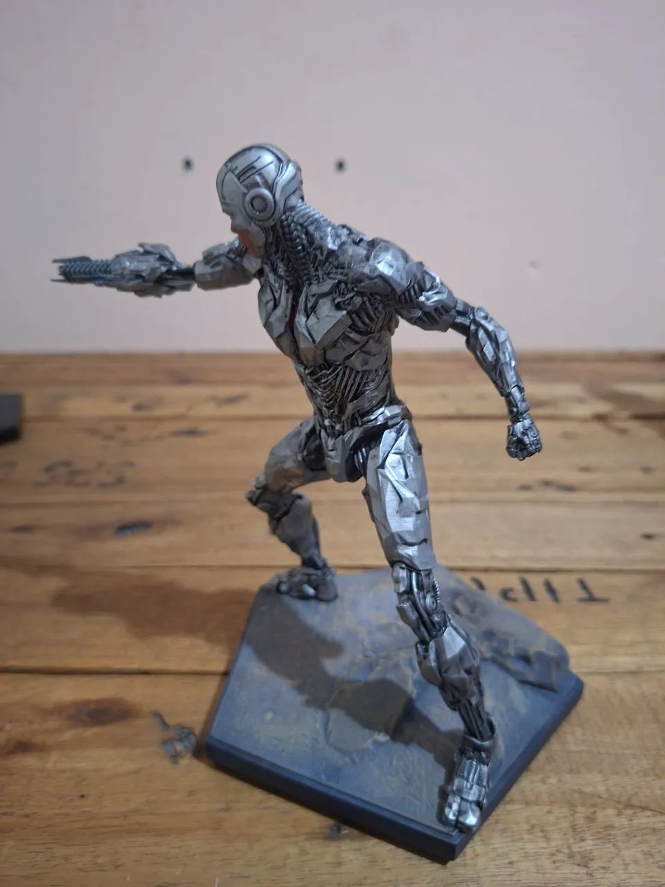 CYBORG Iron Studios  - Foto 3