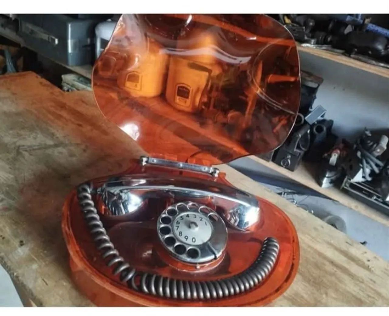 Telefone antigo modelo concha do mar. - Foto 4