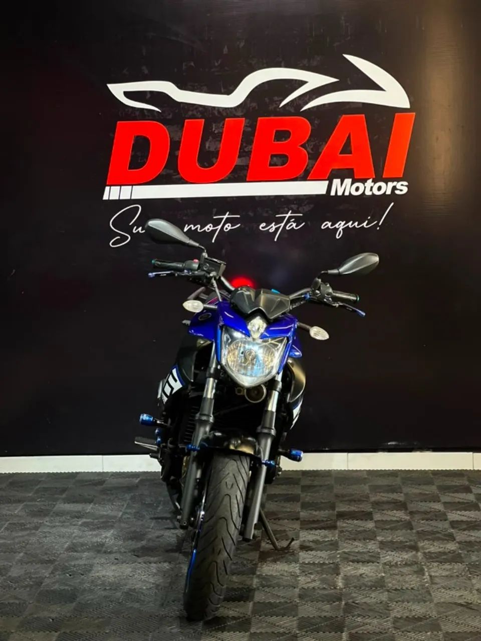 YAMAHA XJ6N 2019  - Foto 4