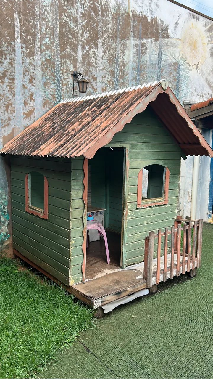 Casinha de Madeira Infantil