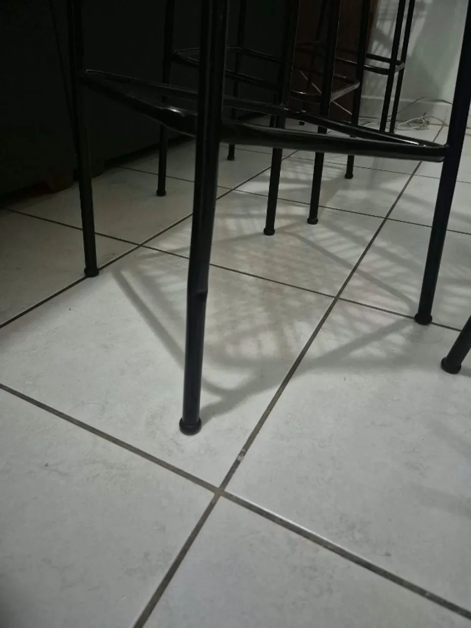 Balcão com banquetas - Foto 4