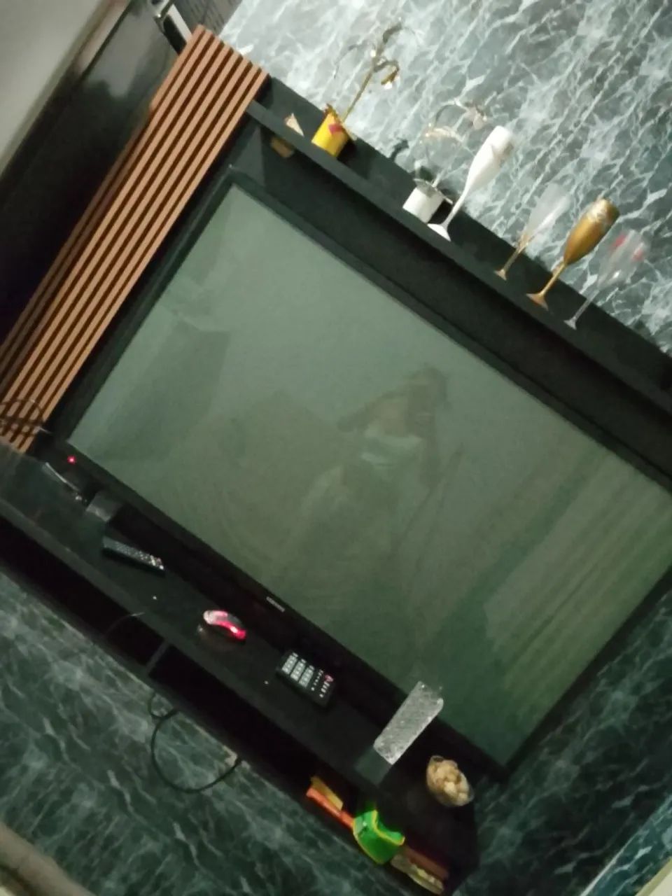 Tv 55 polegadas (não é smart) motivo de viajem 800$ - Foto 2