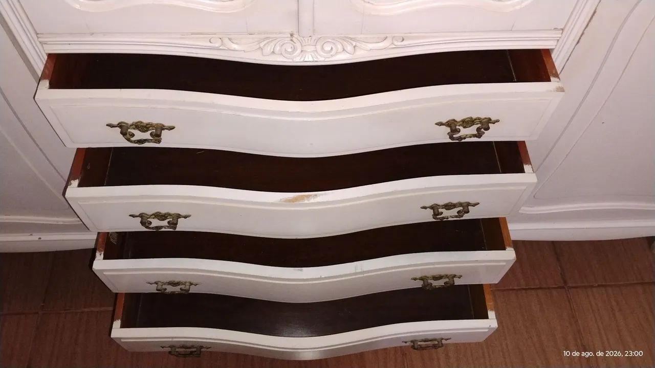 VENDO GUARDA-ROUPA PROVENÇAL LUIZ XV ANTIGO  - Foto 5