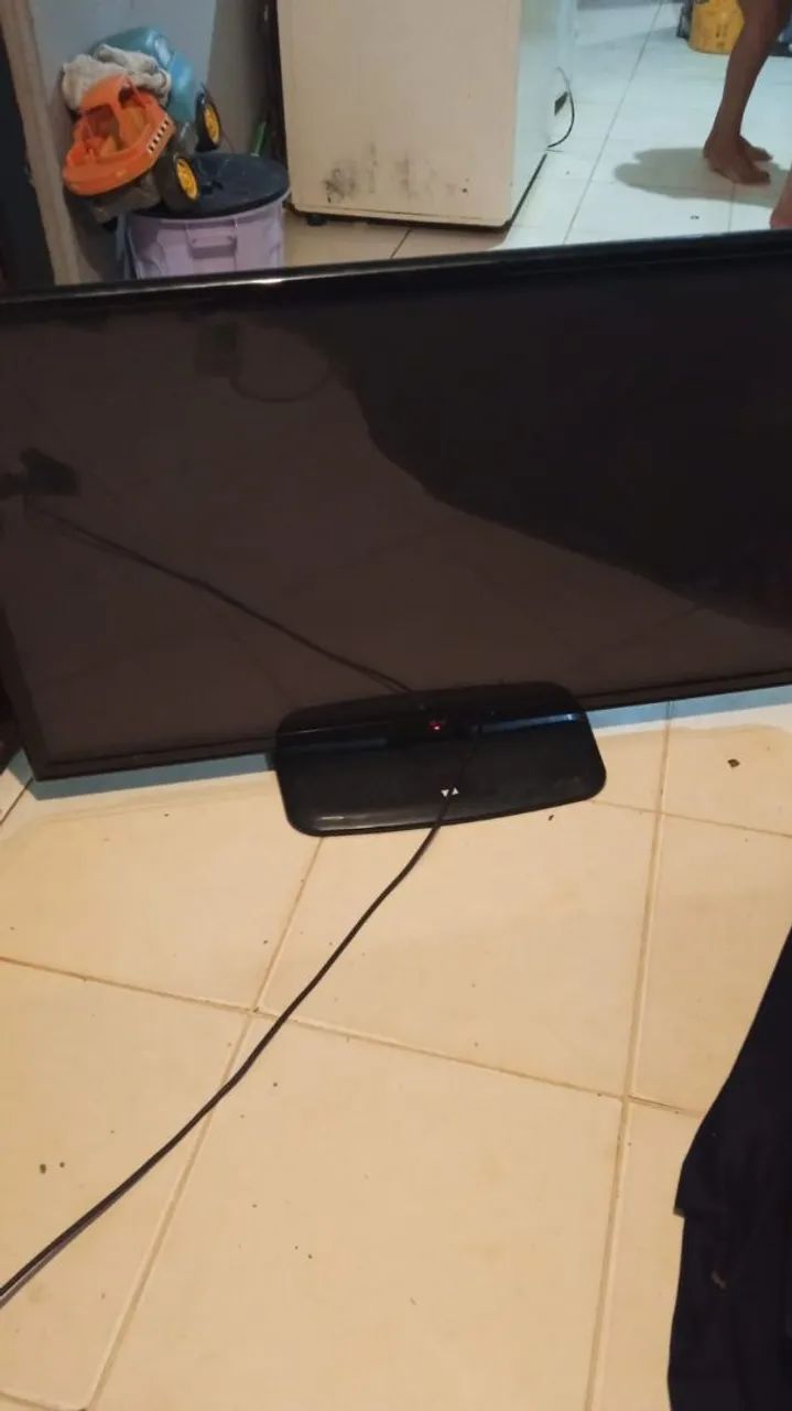 TV LG 50 polegadas com defeito 